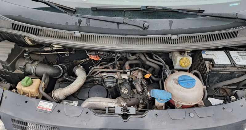 Volkswagen Caravelle cena 31500 przebieg: 352592, rok produkcji 2007 z Ząbki małe 466